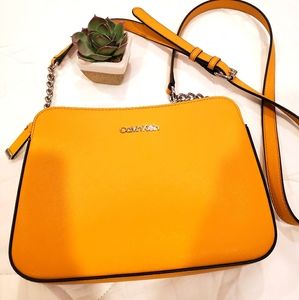 🐦Calvin Klein crossbody